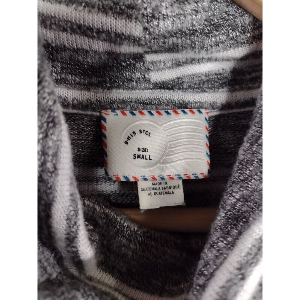 Anthropologie‎ Postmark Mika Oversized Gray White Striped Turtleneck Size Small - Picture 4 of 9